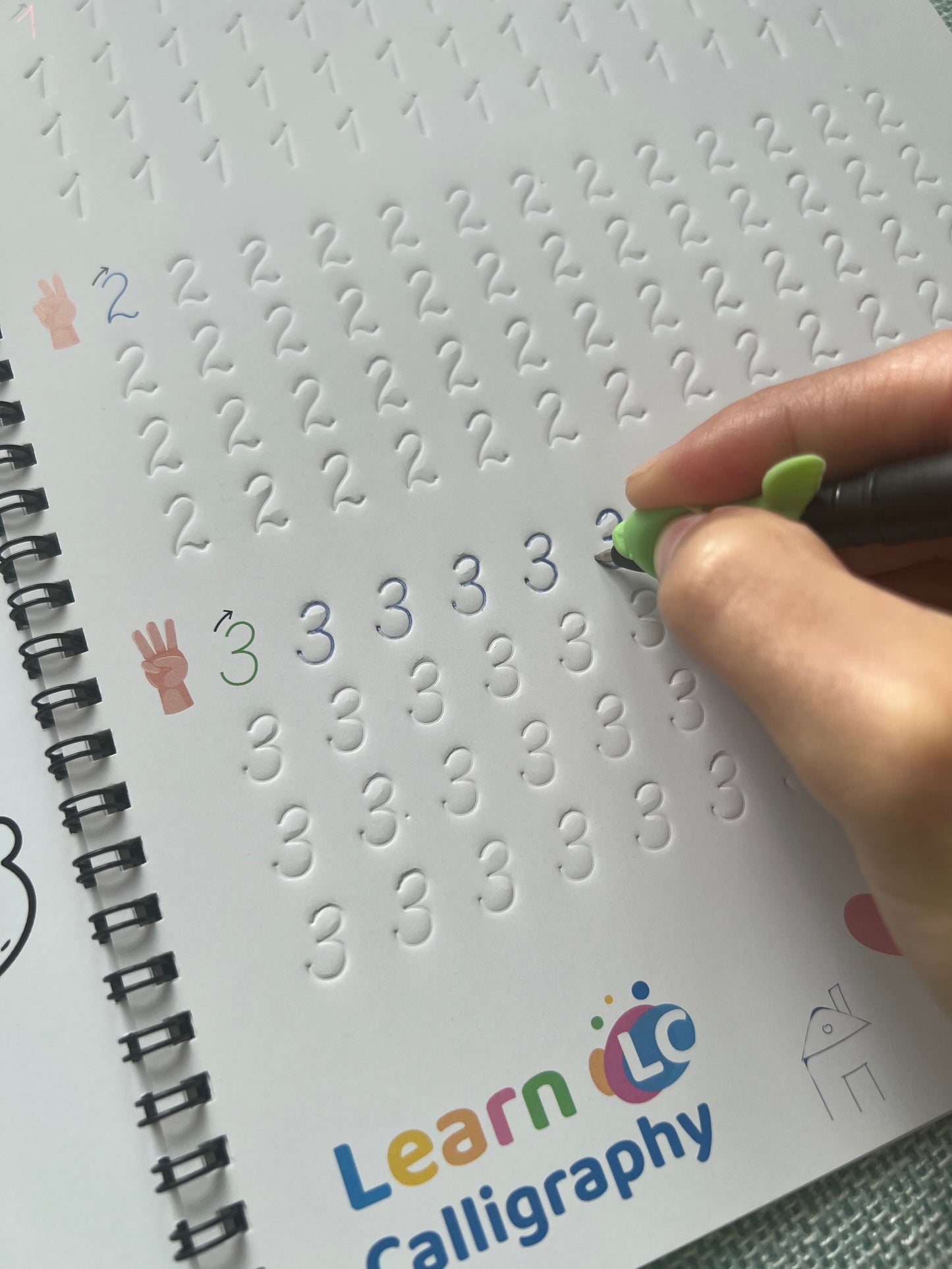 2 sady Junior v slovenčine